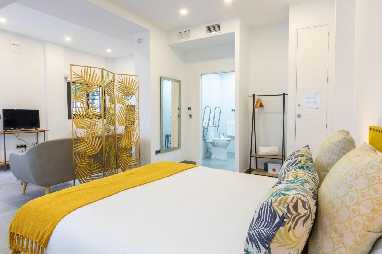 Nine O'Clock Castellar By Valcambre Apartment Seville Exterior photo
